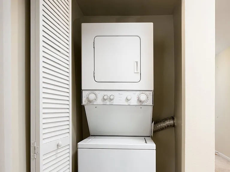 In Unit Washer Dryer