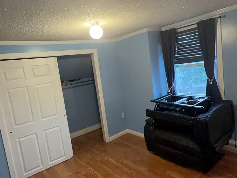 13 Warner St #2 — Photo 14