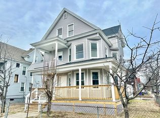 28-30 Kendall St, Springfield, MA 01104