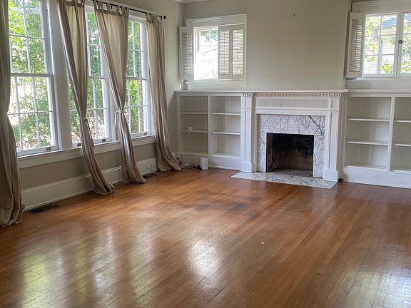 4th image of 657 Park Dr NE