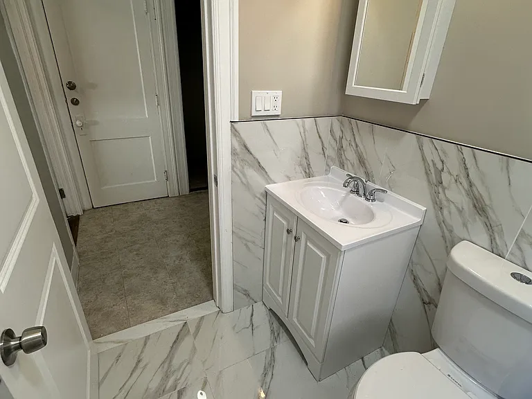 26 Dorothy St #11N — Photo 3
