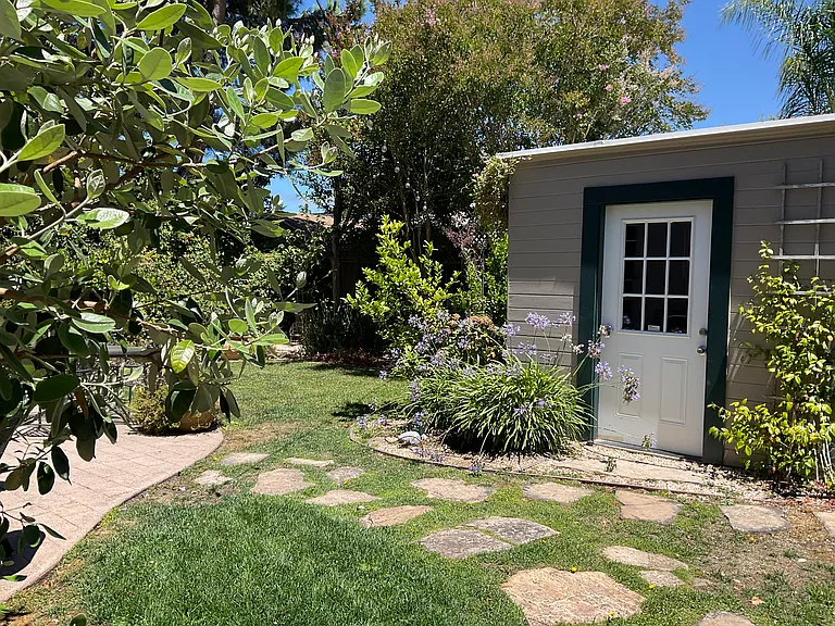1243 Oak St — Photo 30