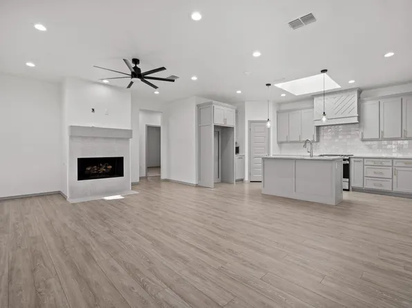 5015 55th St, Lubbock, TX 79414