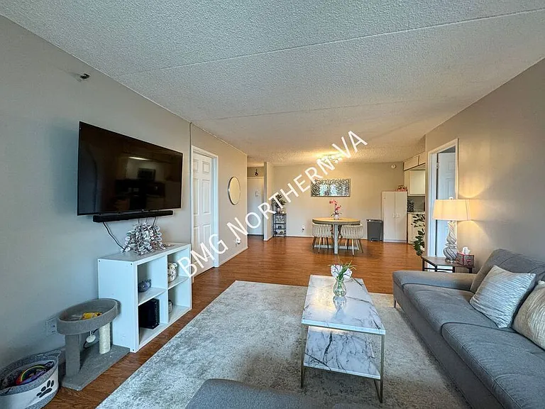5911 Edsall Rd #206 — Photo 5