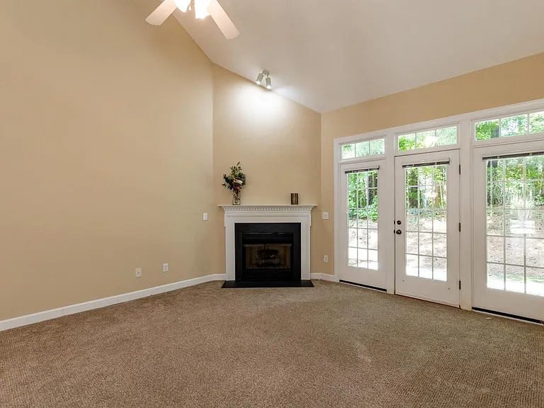 2007 White Pond Ct — Photo 12