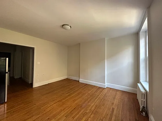 Rented by Oxford Property Group | media 3