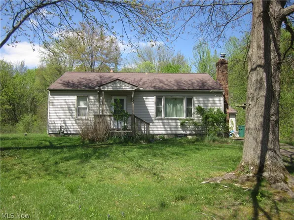 1893 Merrill Rd, Kent, OH 44240