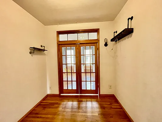 Rented by Oxford Property Group | media 19
