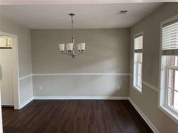 4th image of 3237 Shady Valley Ln