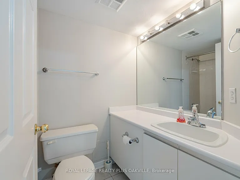 2177 Burnhamthorpe Rd W #1810 — Photo 25