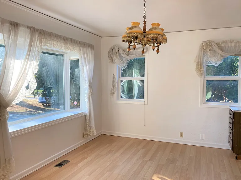 20199 SW Elwert Rd — Photo 6