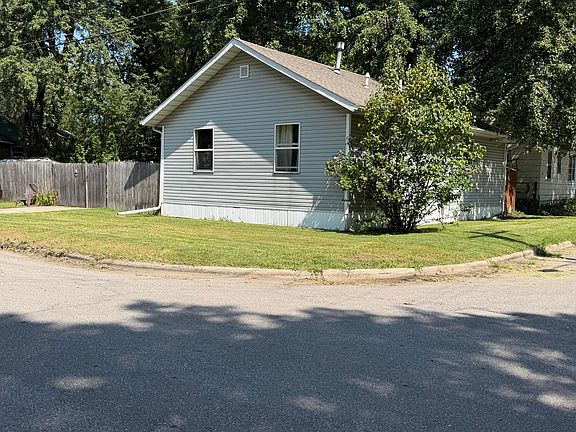 3rd image of 1376 Kingsporte Ln