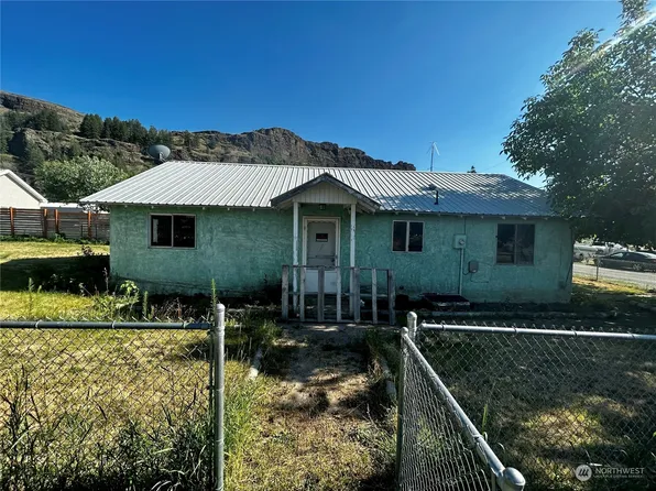 57921 Lake View Boulevard NE, Grand Coulee, WA 99133