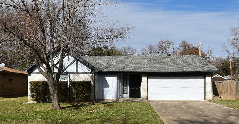 1st image of 7721 Briarwood Dr