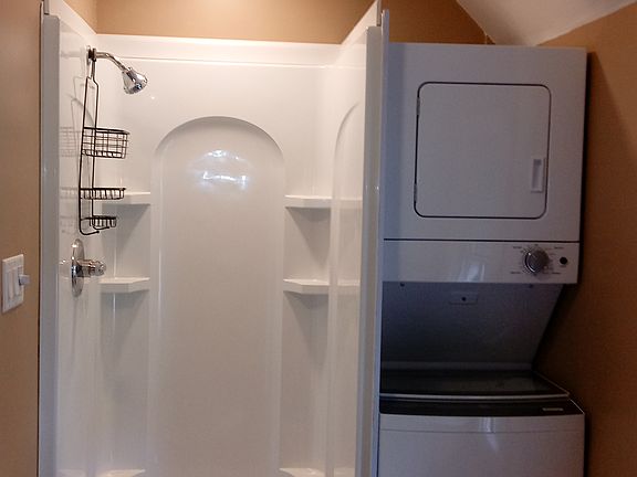 Shower/washer/dryer