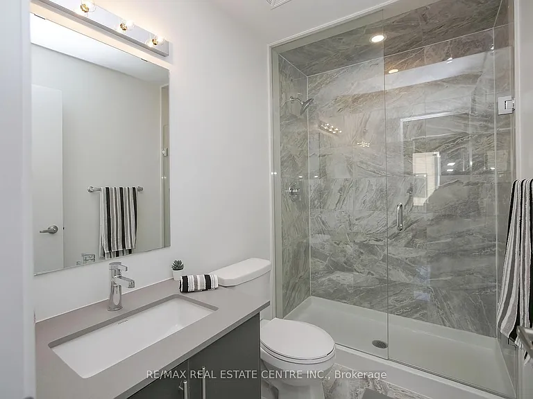 3556 Colonial Dr #4 — Photo 23