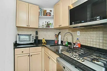 Rented by Living New York