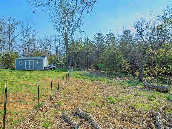 4th image of 1641 Smithland Rd