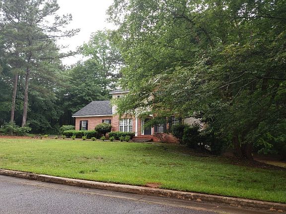 2nd image of 4611 Pembrooke Ct SE