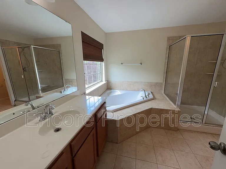 1040 Pueblo Ridge Pl — Photo 16