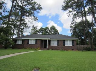 2605 Pine Manor Ln, Albany, GA 31707