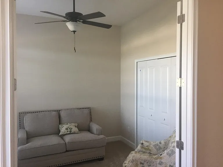 214 Flora Lake Cir — Photo 10