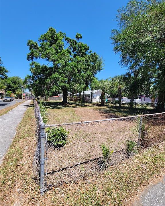 1st image of NEWTON AVENUE S