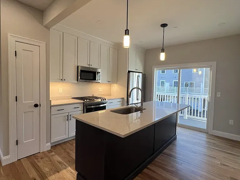 9 Juniper Ln — Photo 3