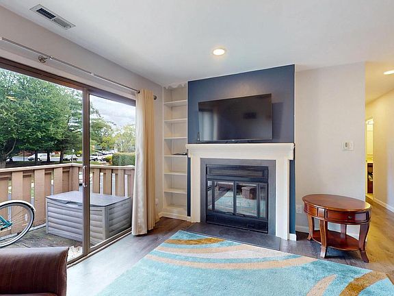 5th image of 1506 Woodhollow Dr