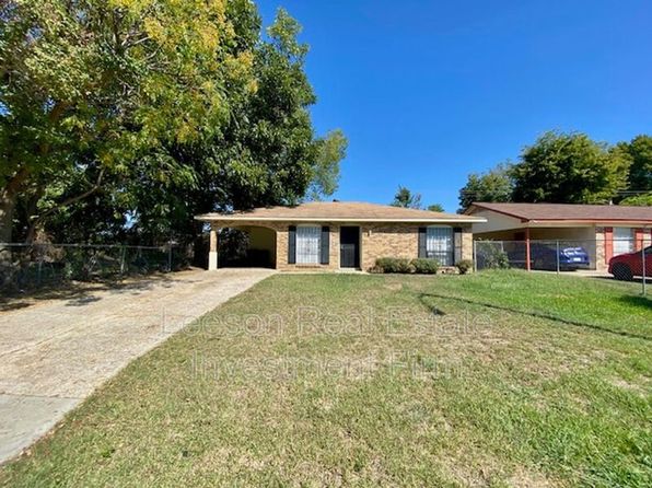 217 N Emerald Loop