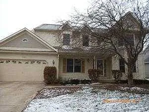 1903 Hampton Ct photo 1