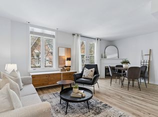 12 Sudbury St #2010, Toronto, ON M6J 3W7