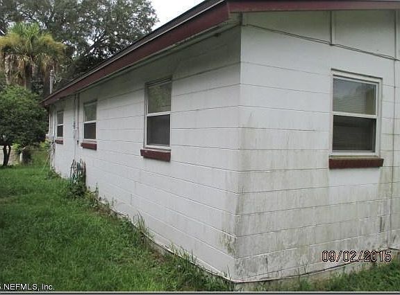 3rd image of 10617 Craig Dr