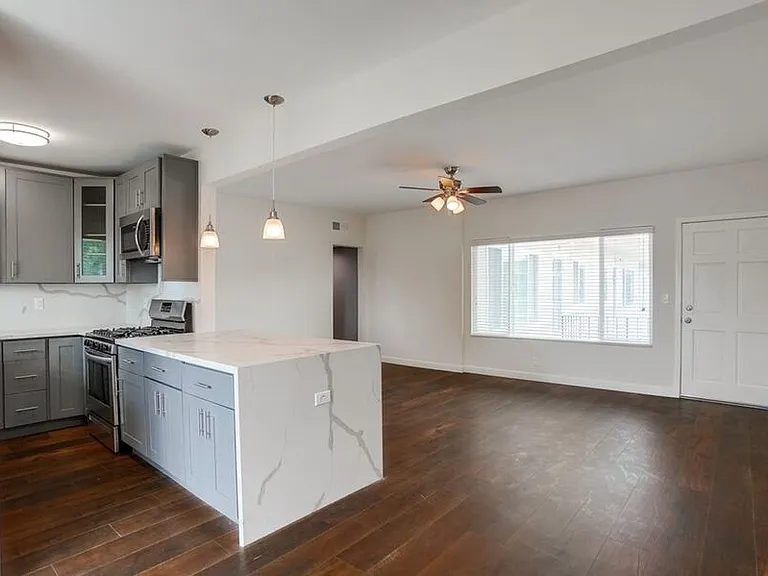 920 Enterprise Ave — Photo 20