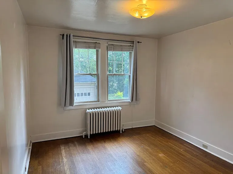 1331 Shady Ave — Photo 13