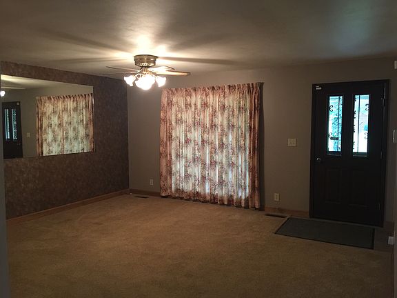 Living Room - 15x16