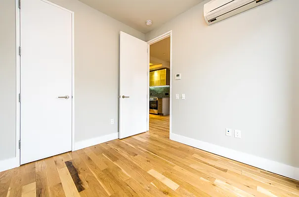 Rented by Nooklyn NYC LLC | media 62