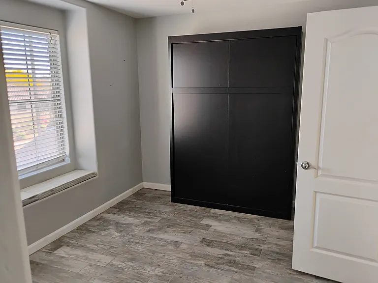 3285 E Lafayette Ave — Photo 24
