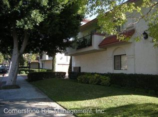 2532 Huntington Dr APT 201, Duarte, CA 91010