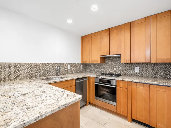 200 West 20th Street image 3 of 18