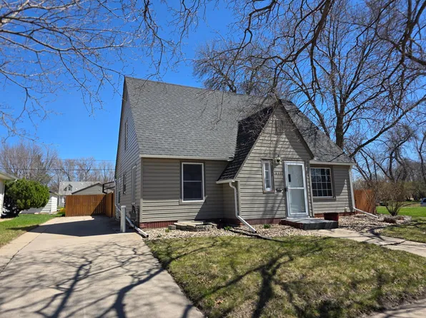 617 S Hiawatha Ave, Pipestone, MN 56164