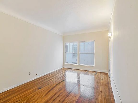 5th image of 657 S Cochran Ave #4