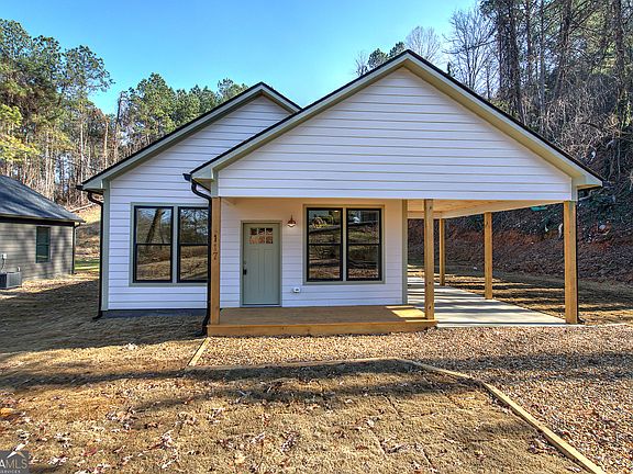 2nd image of 117 E Boundary St