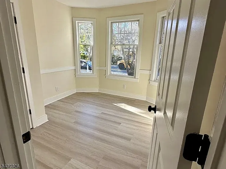 249 Speedwell Ave — Photo 5