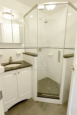 Rented by Peter Ashe | media 20