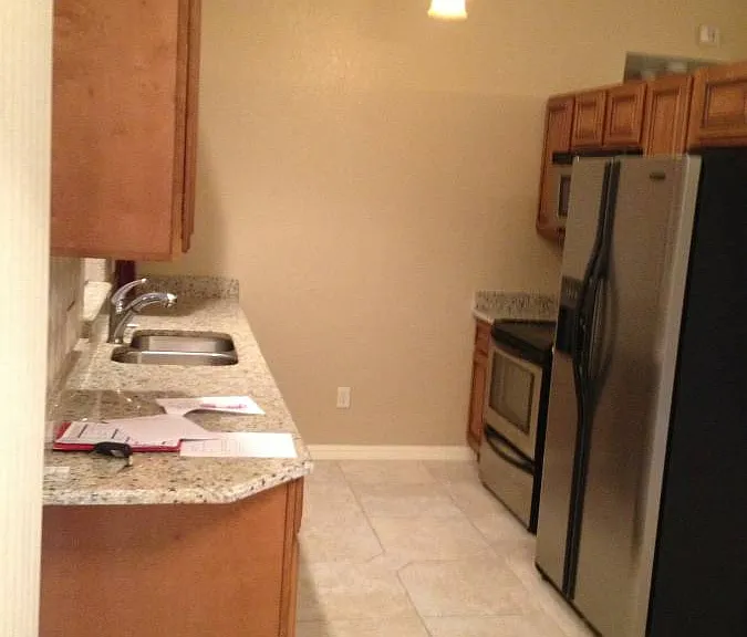 1940 Trevino Cir — Photo 9