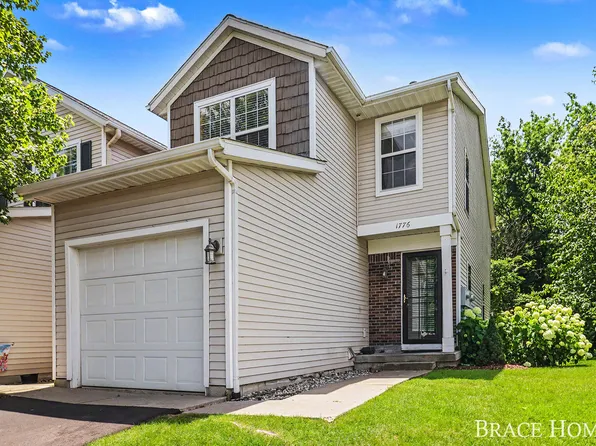 1776 Grand Ct NE, Grand Rapids, MI 49525