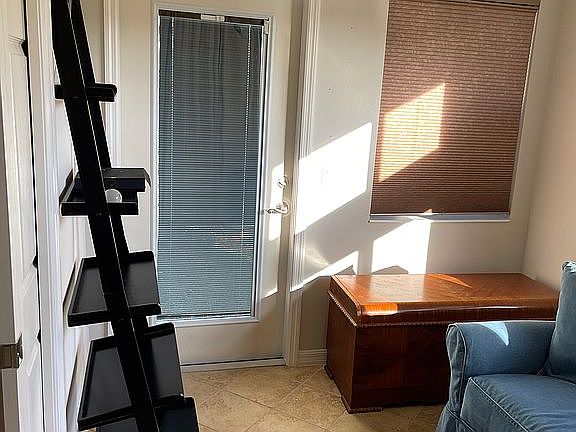 Florida/ convertible room