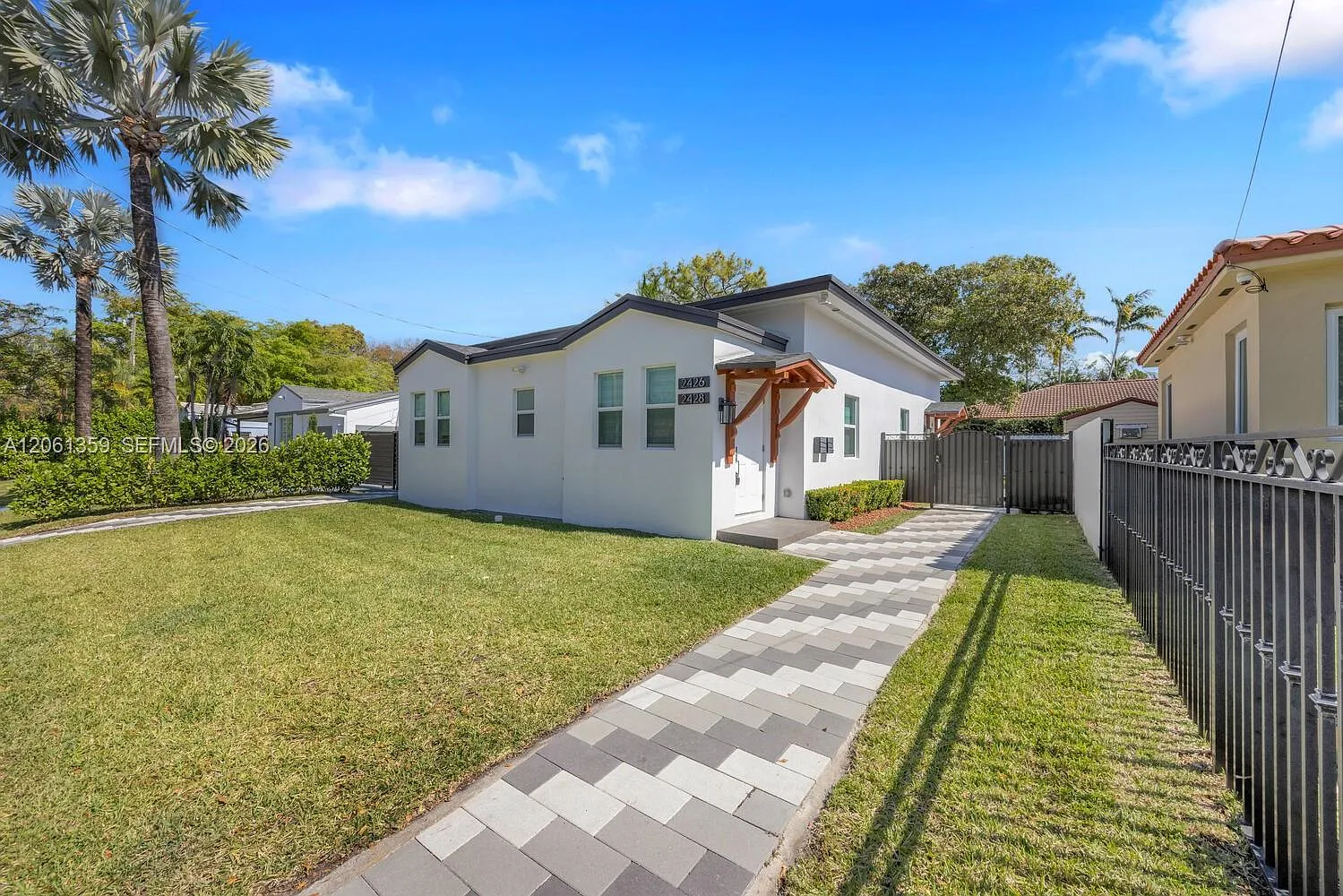 Silver Bluff Est-Sec B — Photo 2
