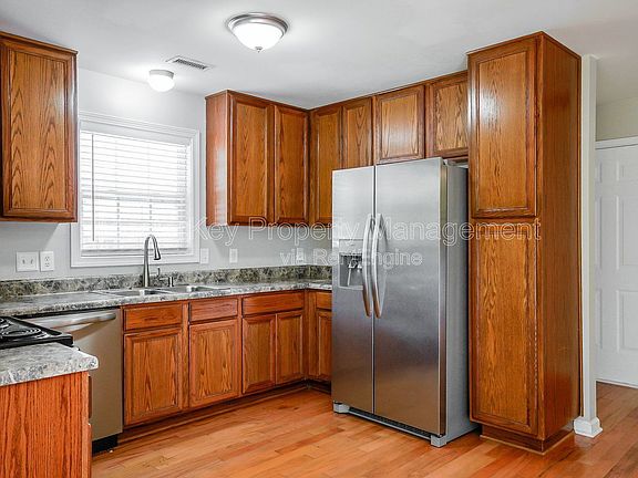4th image of 3215 Polite Ln
